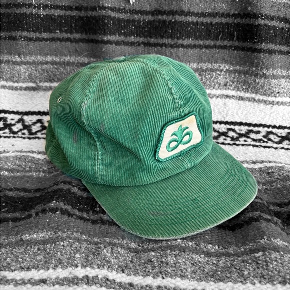 Vintage Accessories - Vintage corduroy hat
